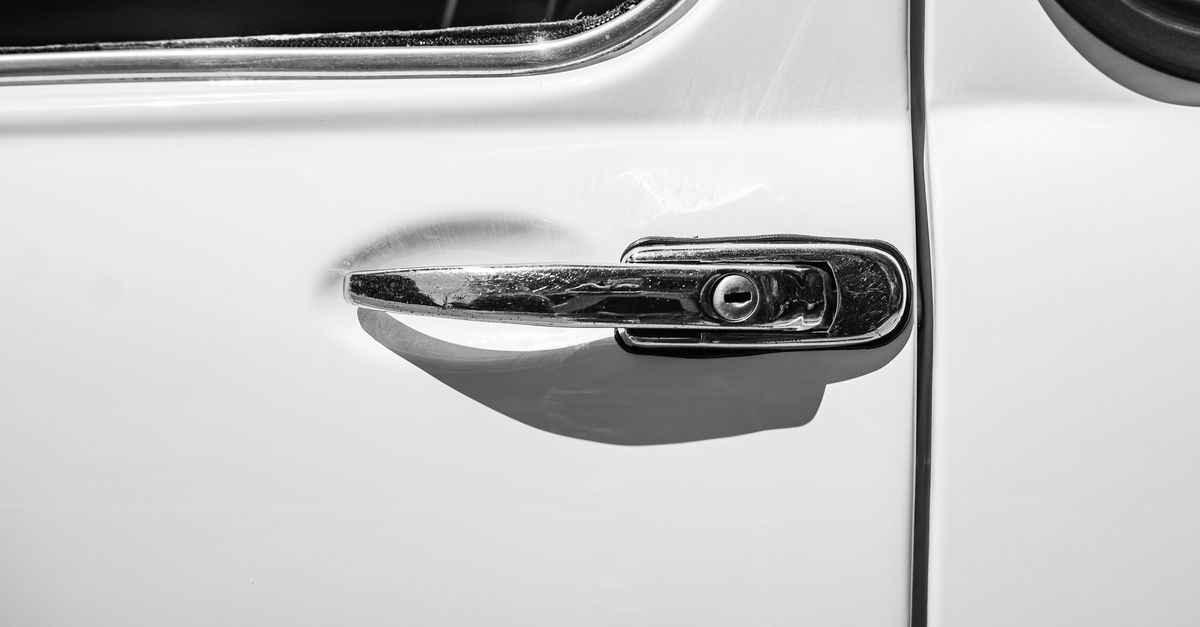 Auto Locksmith service — North York Heritage Lock & Key
